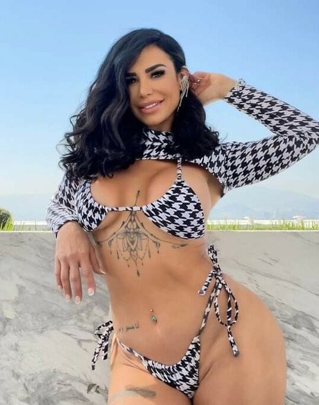 stars onlyfans art naked pic