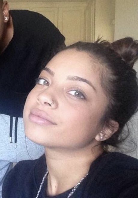 Kiana Lede star art pictures