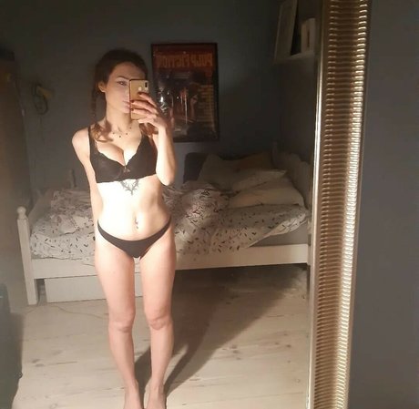 Sarczys star nudes pictures