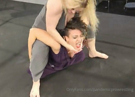 pandemicprowrestling model sexy gallery