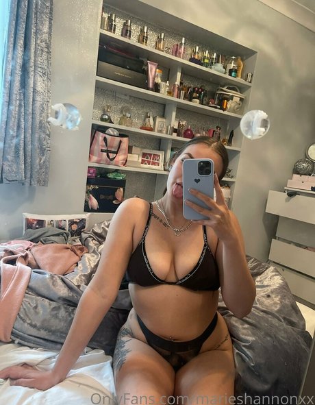 marieshannonxx pretty model image