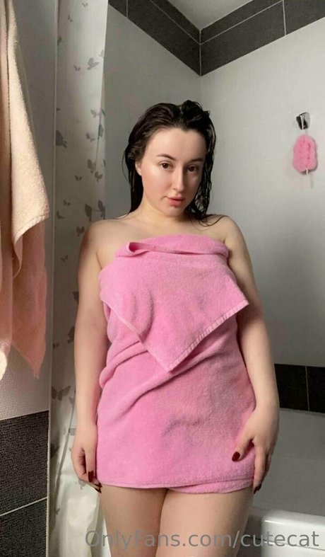Cutecat sexy star pic