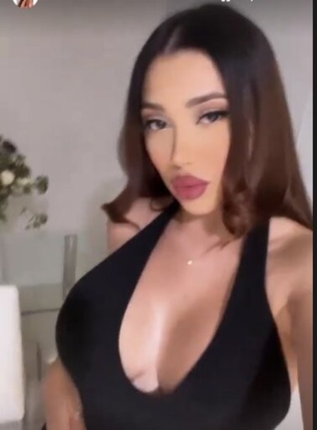 xsvee nude pornstar galleries