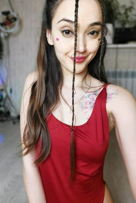 Cherry Nu model nice pictures
