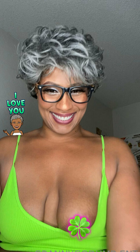 grannygodumb nude actress pics