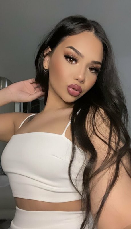 desmariie model erotic photos