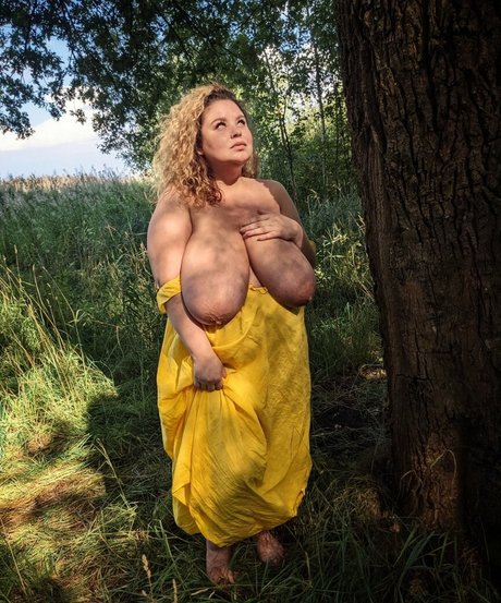 Anna Katz free star pic