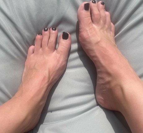 callyfeet33 profile image
