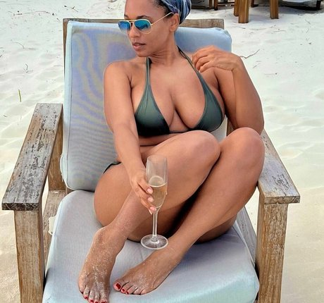 Melyssa Ford pretty model img