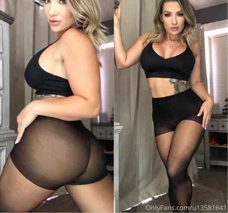 misscalicarter pornstar nice photo