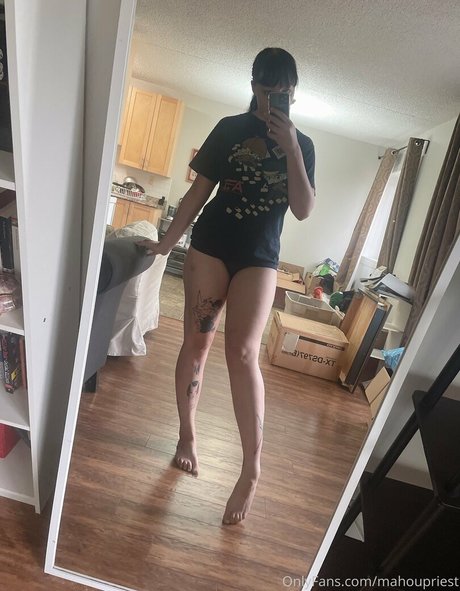 mahoupriest pornstar perfect pics