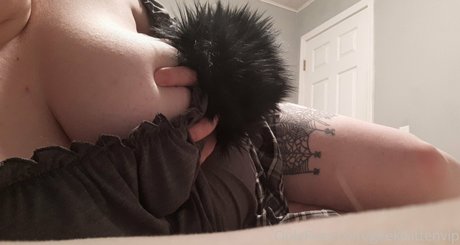 geekikittenvip hot pornstar img
