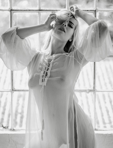 Grace Fae star best image