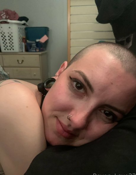 raven love22 pornstar hot photos