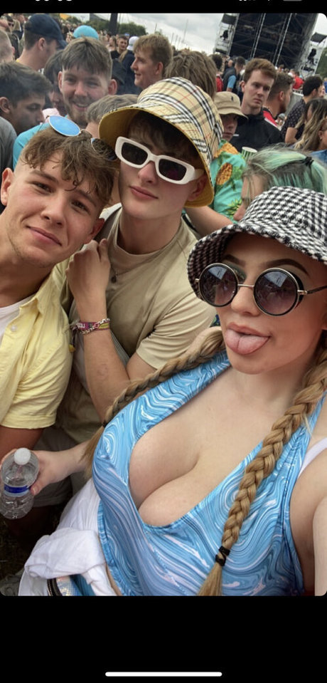 Hollie H porn star picture