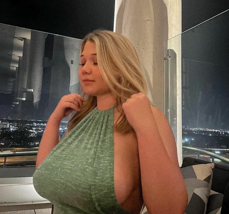 georgiiasanacore hot model gallery