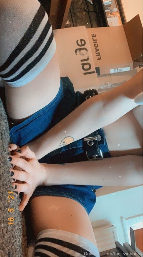 thelewdbunny naked pornstar pics
