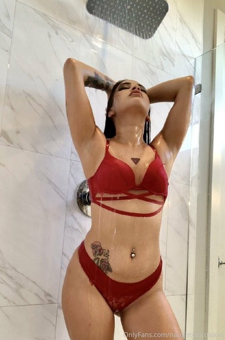naughtynicolexxo star archive