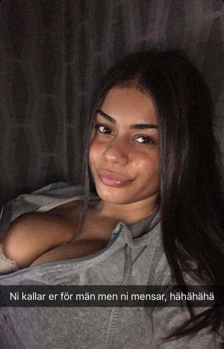 Swedish Nagon nude star photo