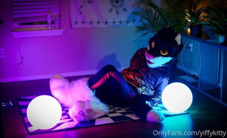 yiffykitty pretty pornstar image