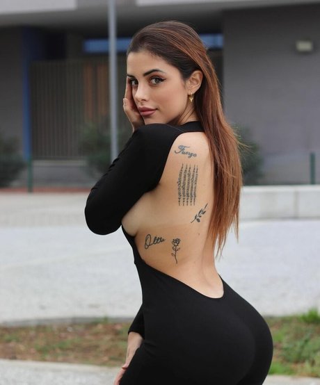 Alessia Loisio model naked pic