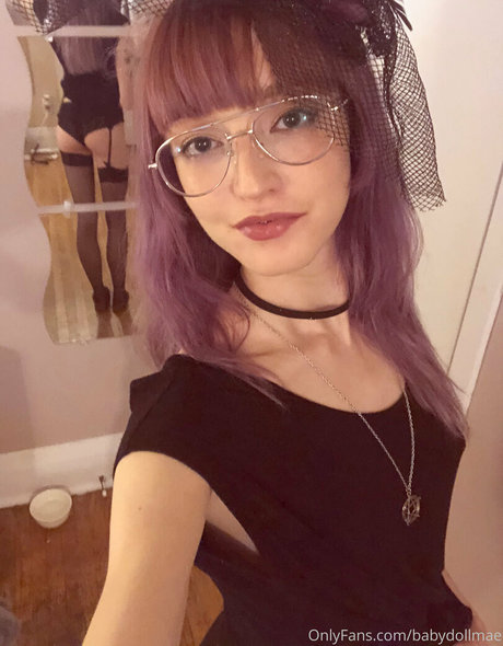 babydollmae pornstar nude images
