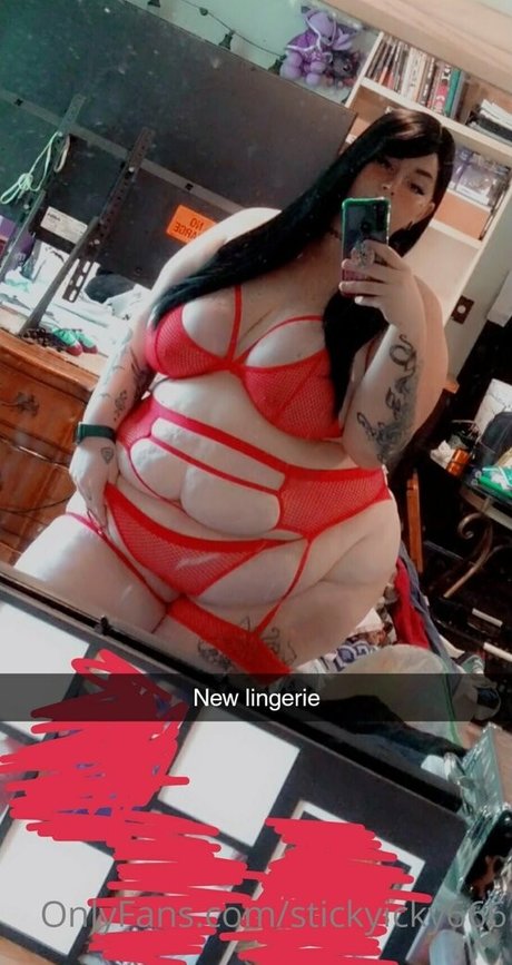 stickyicky666 erotic pornstar photo