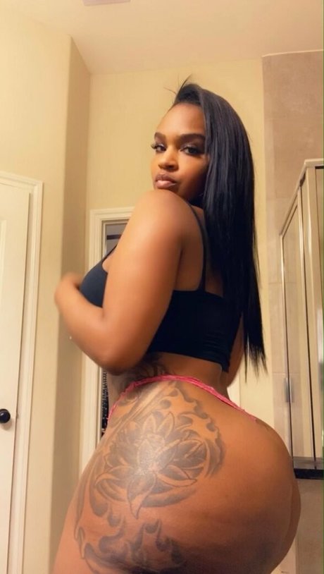 big ass blonde onlyfans art porn picture
