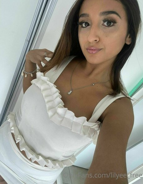 stars onlyfans erotic photo