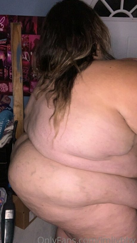 cute shemale onlyfans nude photo