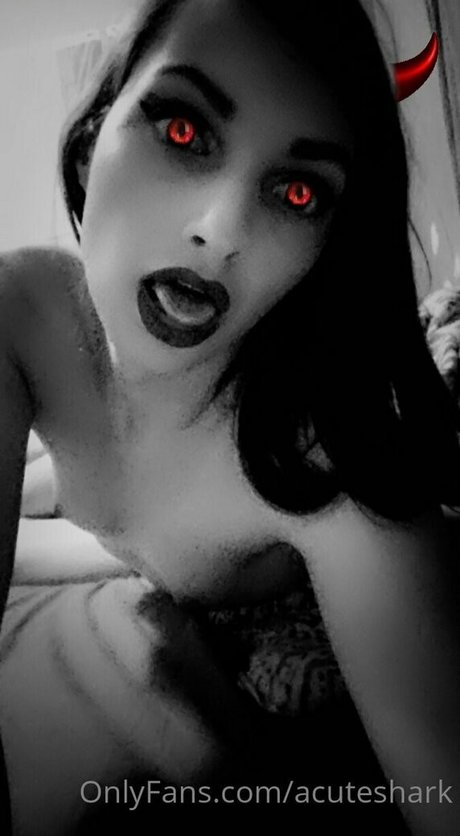 acuteshark pornographic actress pictures