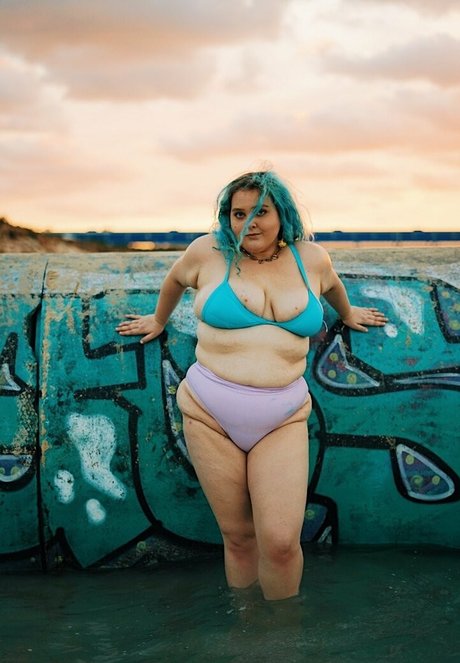 catieamber01 nudes model images
