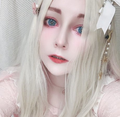 Kamelya chan naked pornstar pic
