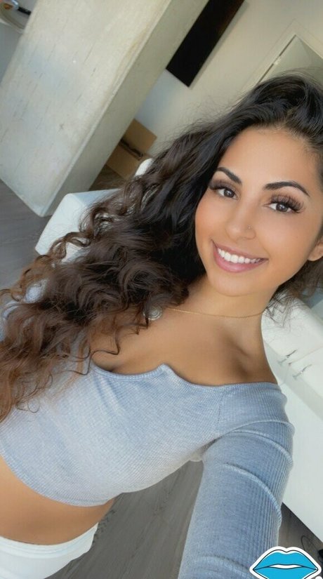 Venezuelan pornstar erotic img