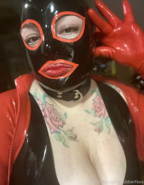 rubberfoxx star free archive