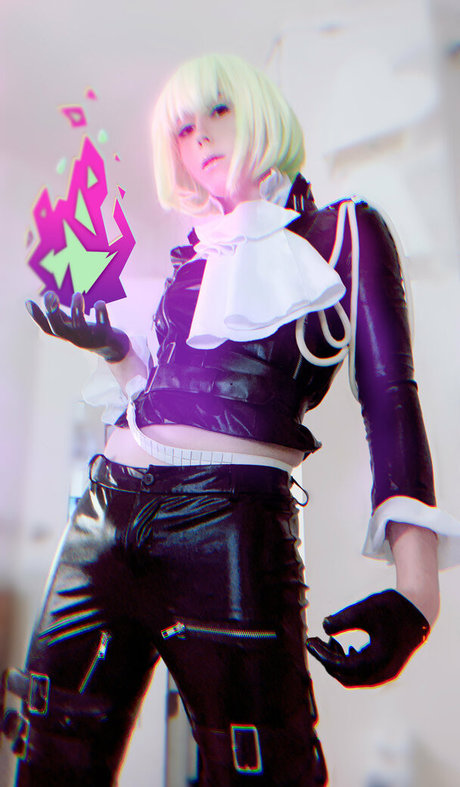 shiriallwood profile image