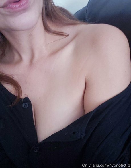 hypnotictits pornstar nude image