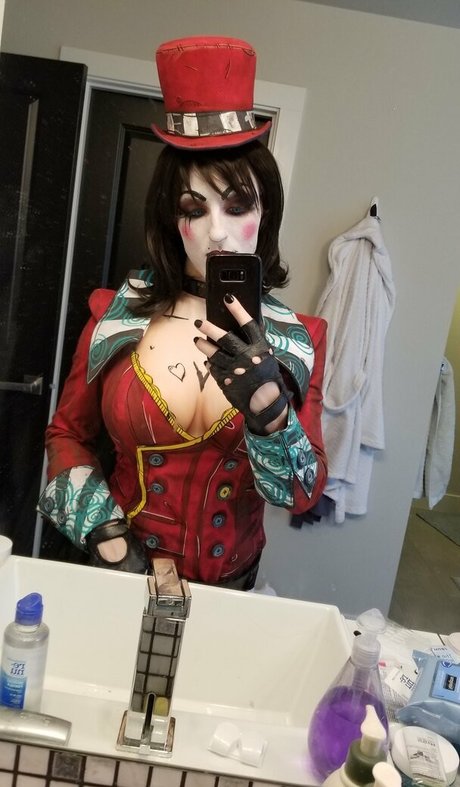 dattocosplay model adult pics