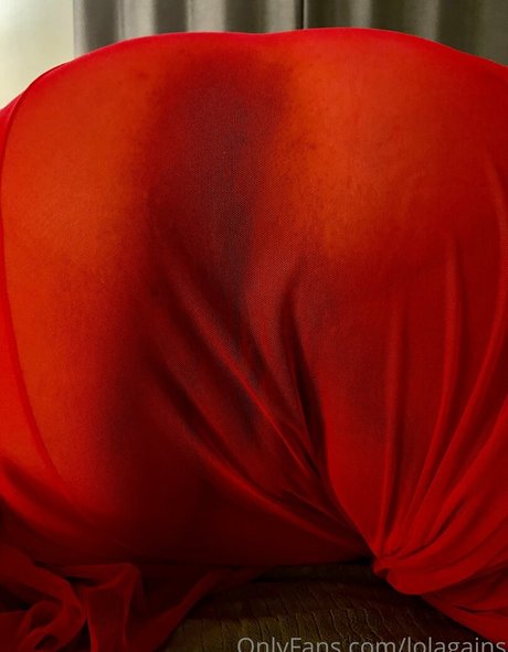 lolagains sex model pictures