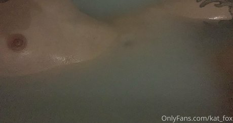 kat fox exclusive actress pic