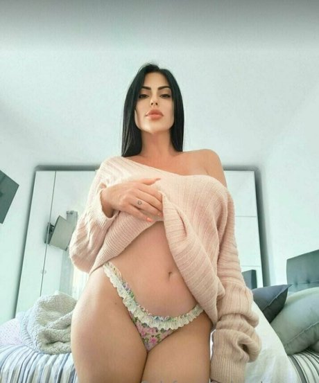 alexatomasx star pretty images