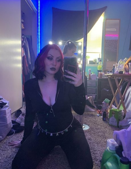 curvy cougar onlyfans hd img