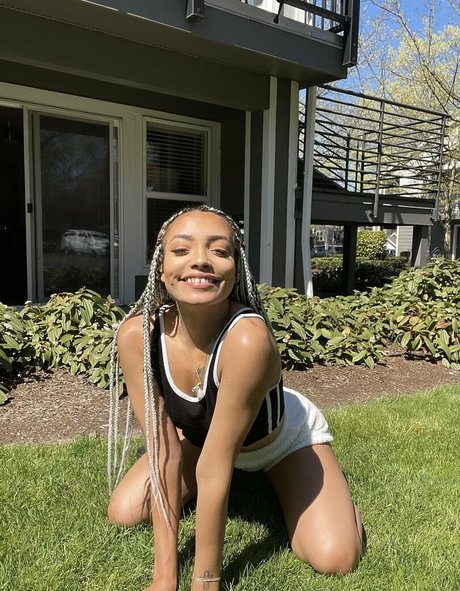 Nova Star pornstar nudes image