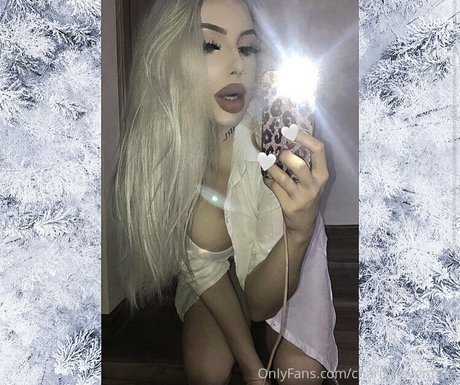 charlotteventura star photos