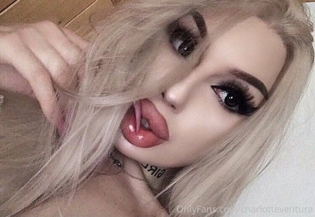 charlotteventura star hot picture