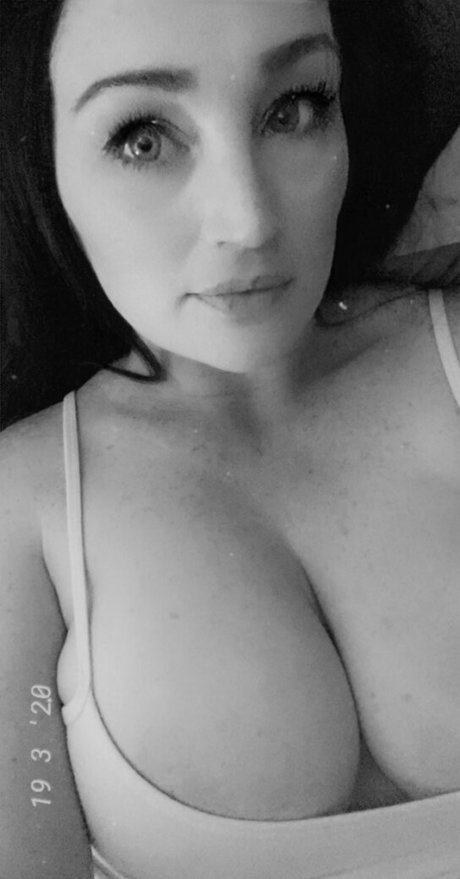 lips onlyfans sexy galleries