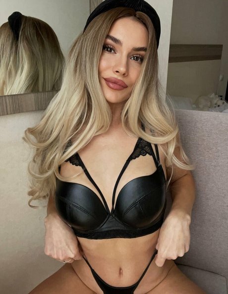 matilda free top star photo