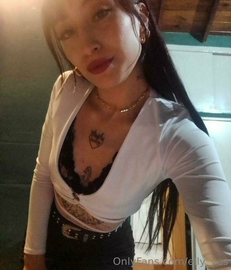 elly yes pretty pornstar photos