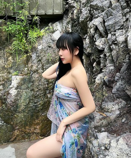 _Dami pretty actress archive