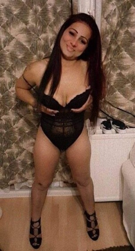 Sexi Gypsy free model photos